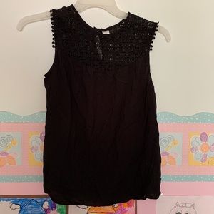 Old navy lace yoke black sleeveless rayon xs Euc